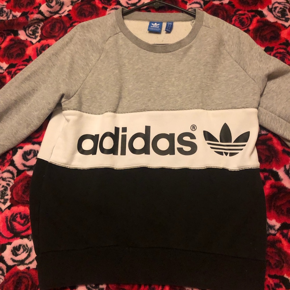Adidas women’s sweatshirt